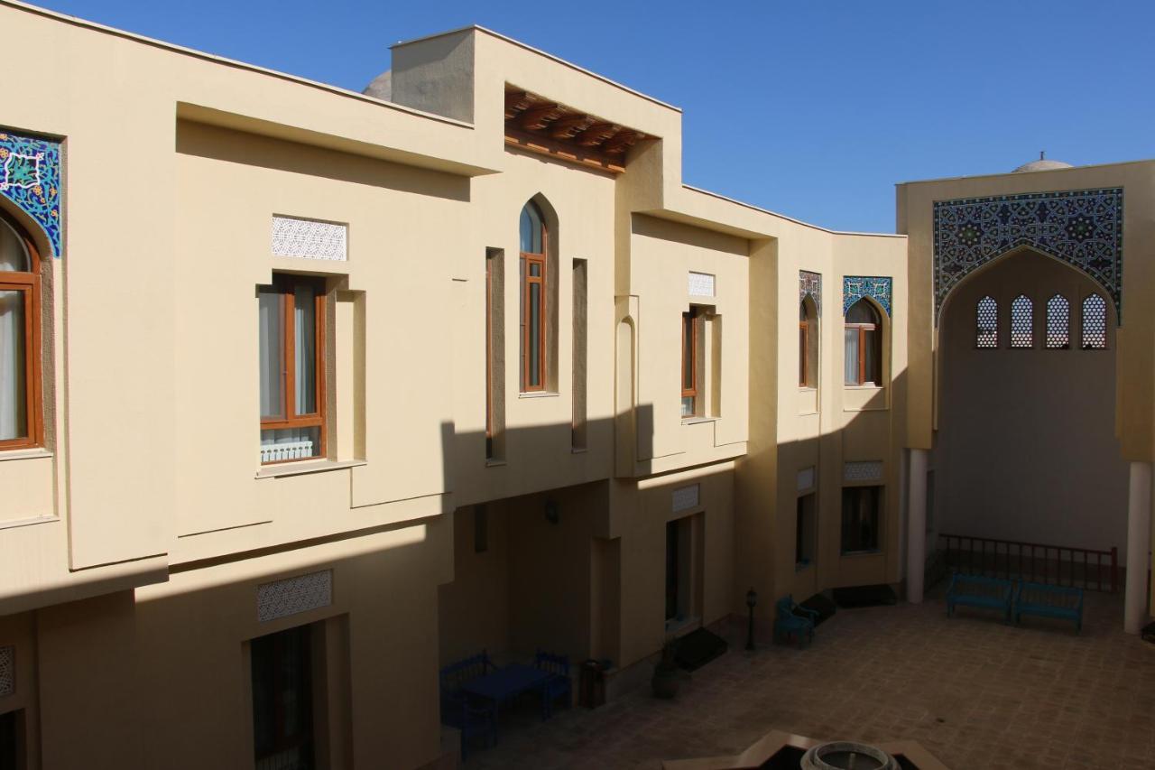 בוקורו Minorai Kalon Boutique Hotel מראה חיצוני תמונה