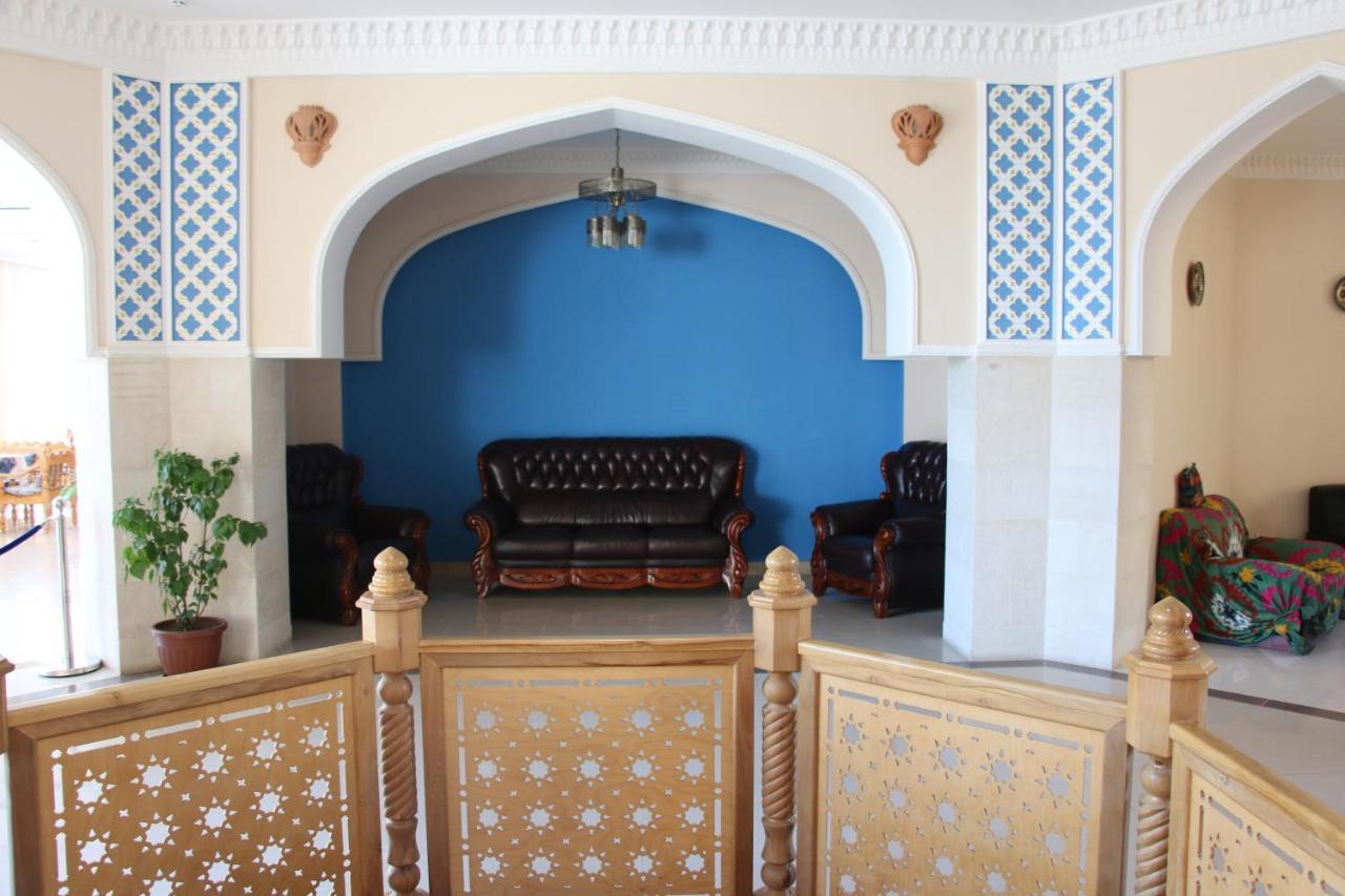 בוקורו Minorai Kalon Boutique Hotel מראה חיצוני תמונה