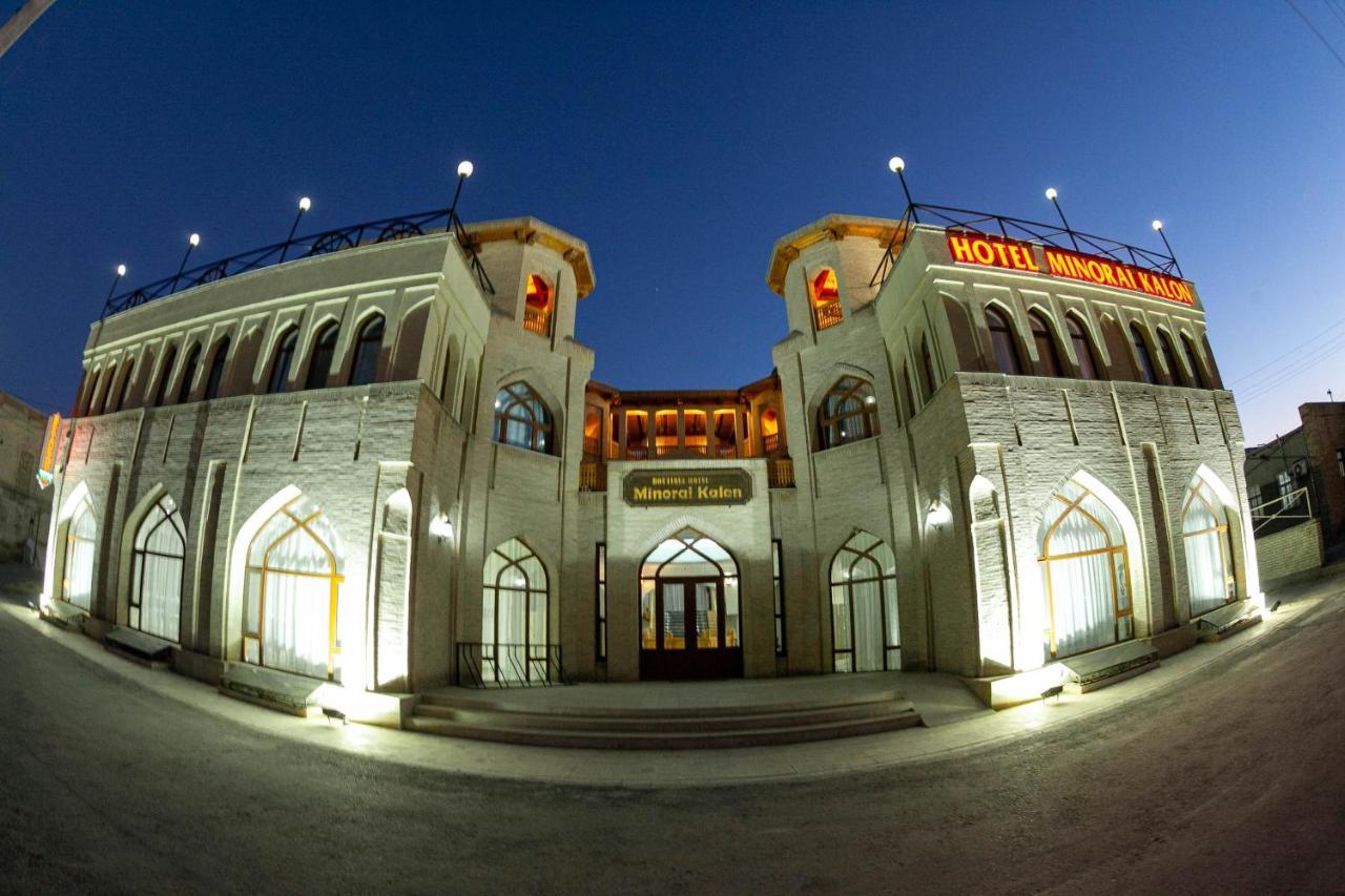 בוקורו Minorai Kalon Boutique Hotel מראה חיצוני תמונה