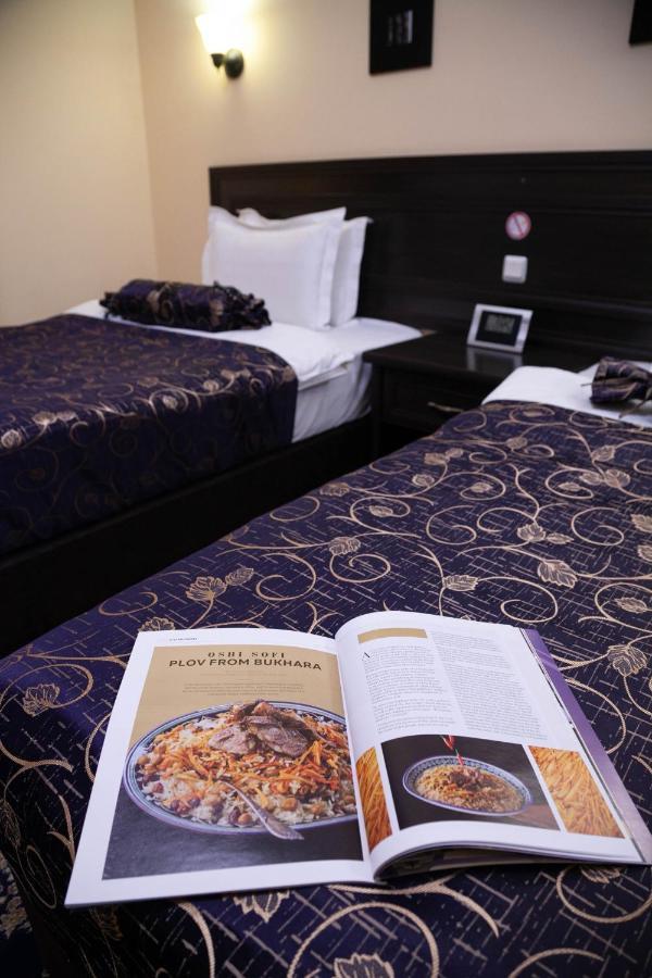 בוקורו Minorai Kalon Boutique Hotel מראה חיצוני תמונה