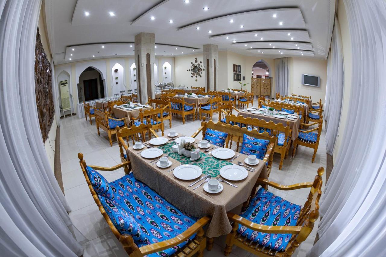 בוקורו Minorai Kalon Boutique Hotel מראה חיצוני תמונה