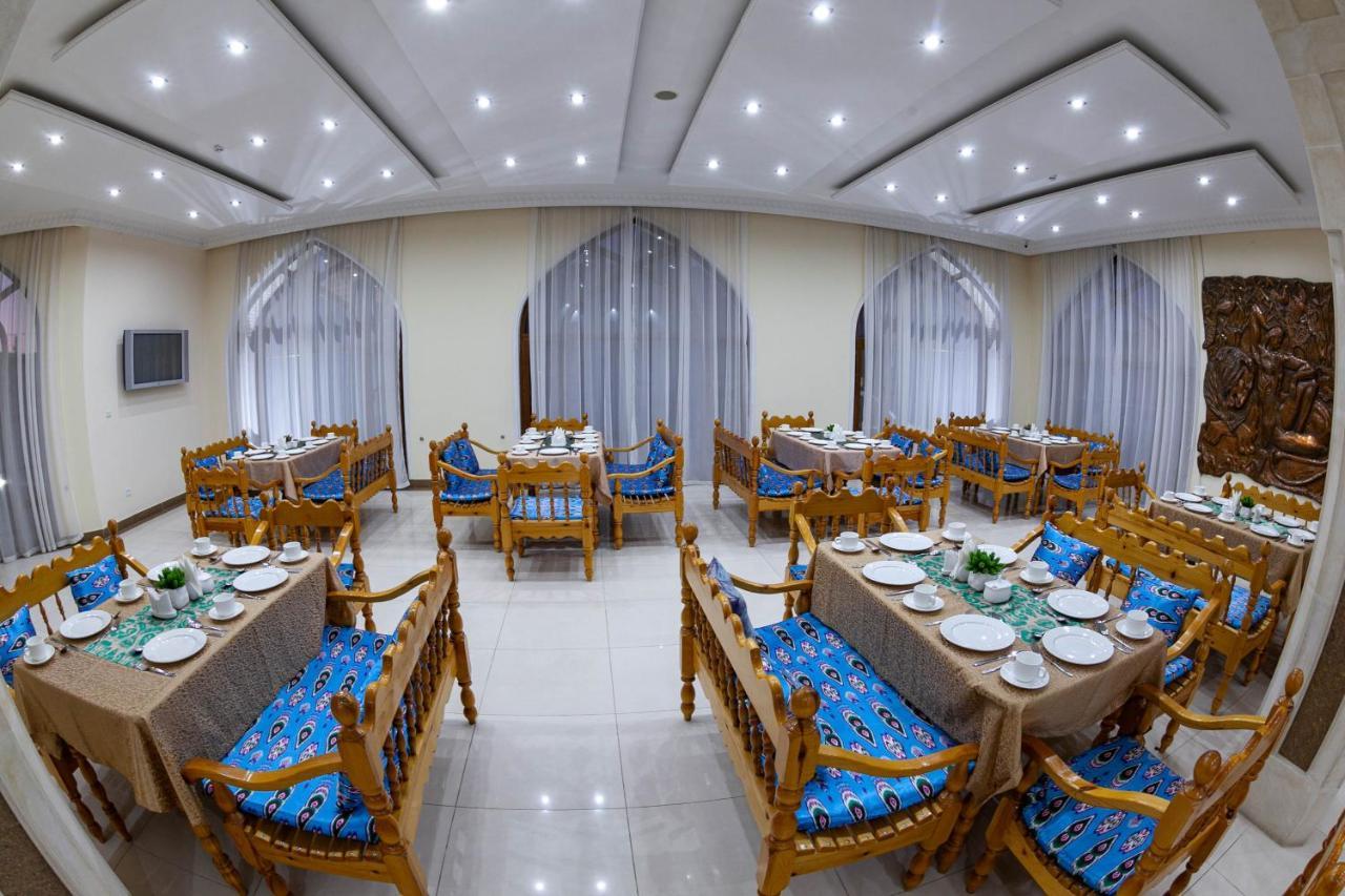 בוקורו Minorai Kalon Boutique Hotel מראה חיצוני תמונה