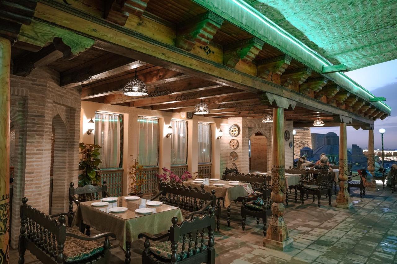 בוקורו Minorai Kalon Boutique Hotel מראה חיצוני תמונה