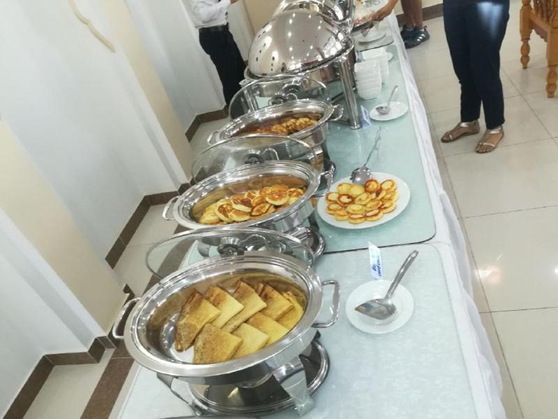 בוקורו Minorai Kalon Boutique Hotel מראה חיצוני תמונה